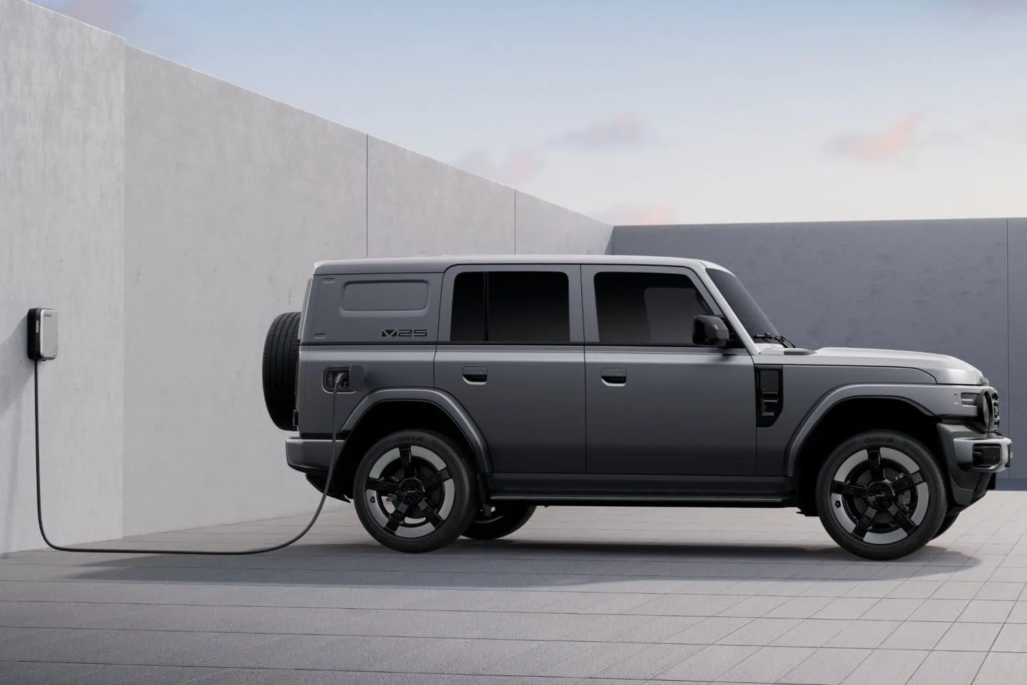ICAUR V25 charging outdoors - Saffarazzi ICAUR V25 SUV plugged into a wall charger.