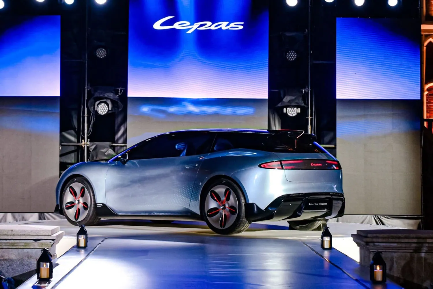 LEPAS AURA Concept rear angle - Saffarazzi LEPAS AURA Concept rear three-quarter view on stage.