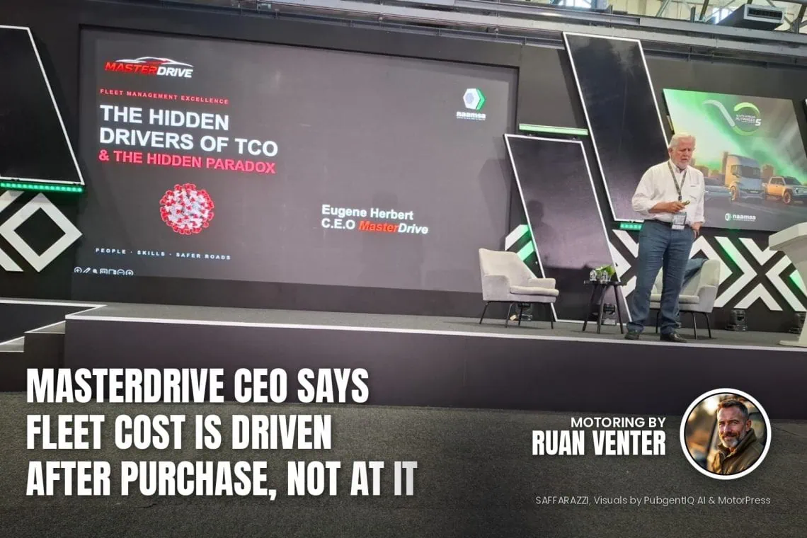 MasterDrive CEO presenting hidden drivers of TCO on stage - Saffarazzi MasterDrive CEO presenting hidden drivers of TCO on stage