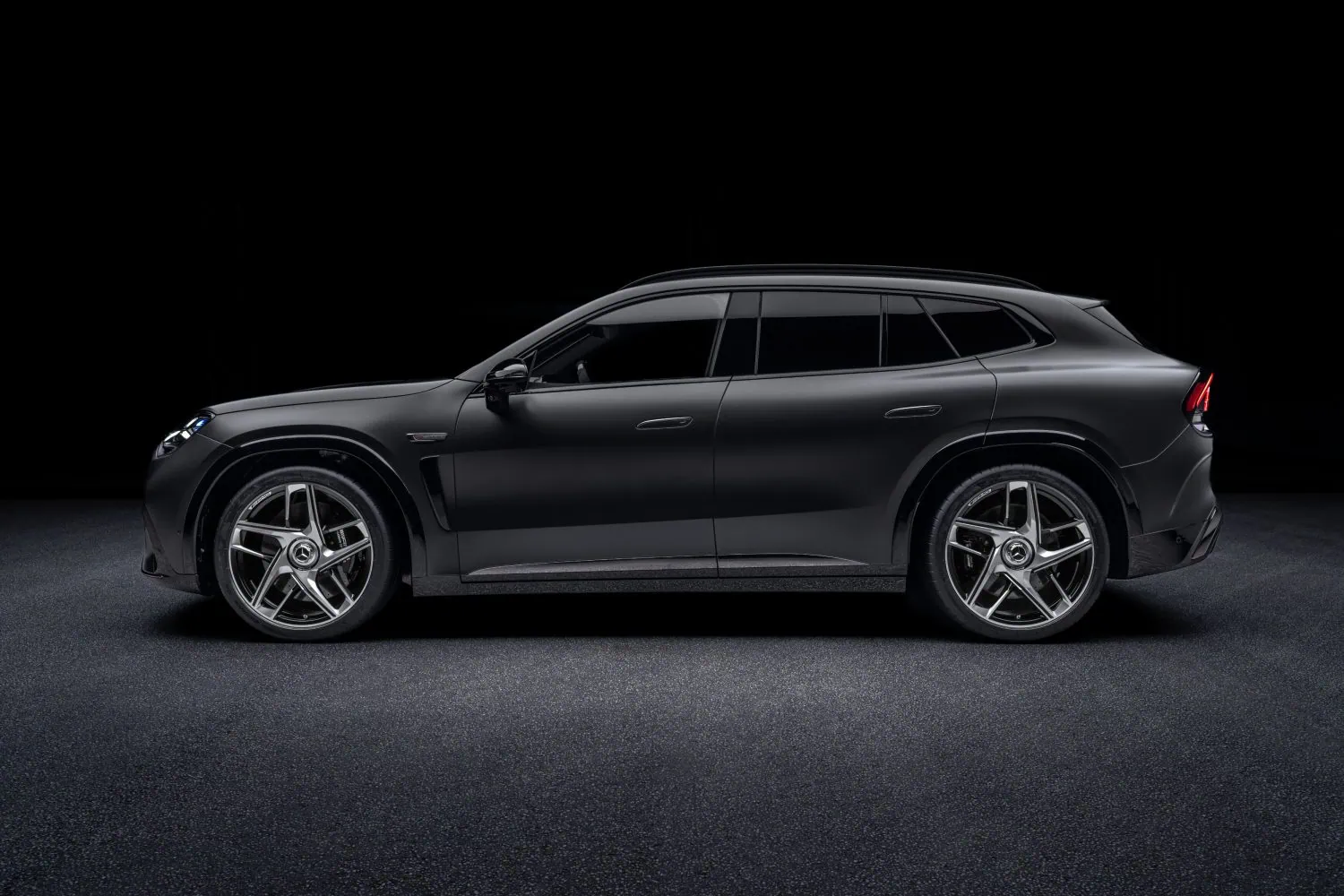 Mercedes-AMG GT SUV profile - Saffarazzi Mercedes-AMG GT SUV full left side profile.