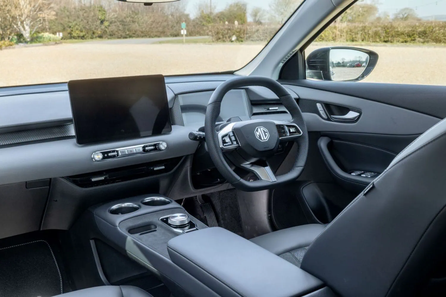 MG MGS5 EV interior and dashboard - Saffarazzi MG MGS5 EV interior and dashboard