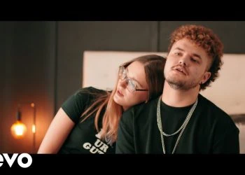 PC Vermaak & Shakira Peach - Alles Vir 'n Oomblik (Official Music Video)
