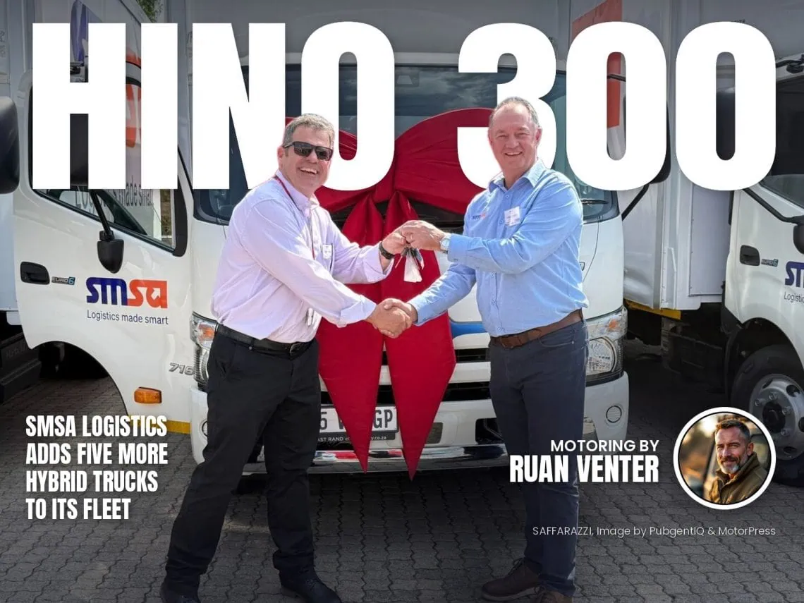 Hino 300 Hybrid truck handover to SMSA Logistics