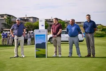 Speaker addresses crowd at Hyundai Open prize ceremony - Saffarazzi Speaker addresses crowd at Hyundai Open prize ceremony