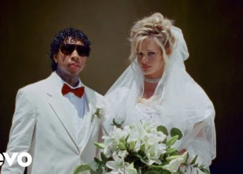$TARFACE, Tyga - FREEZING (Official Video) - Saffarazzi FREEZING music video still: the opening frame of the official YouTube video.