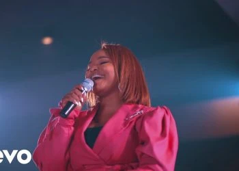 Xolly Mncwango - Ungukuphila