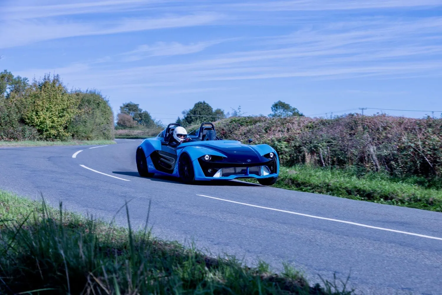 Zenos E10 driving on a country road - Saffarazzi Zenos E10 driving on a country road